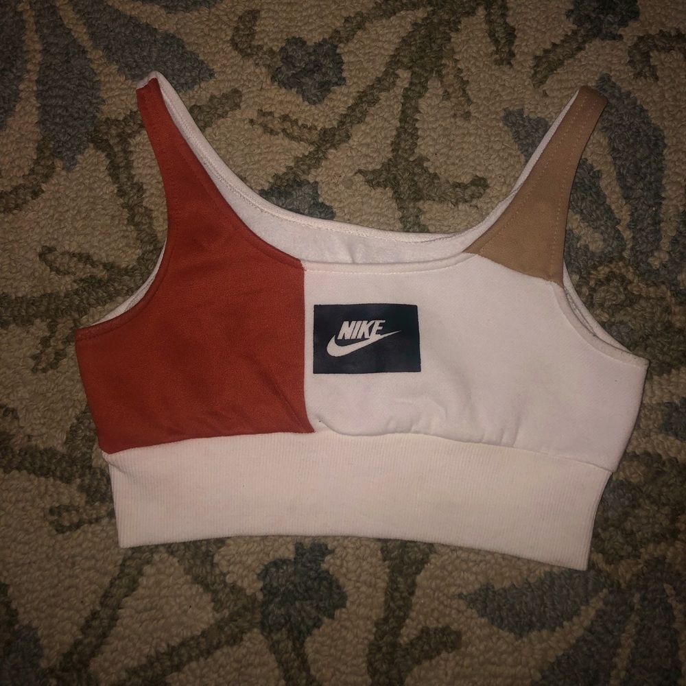 Color blocked Nike sports bra